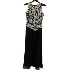 J Kara Beaded Gown Women's Size 14 Black & White Beaded Bodice Sleeveless